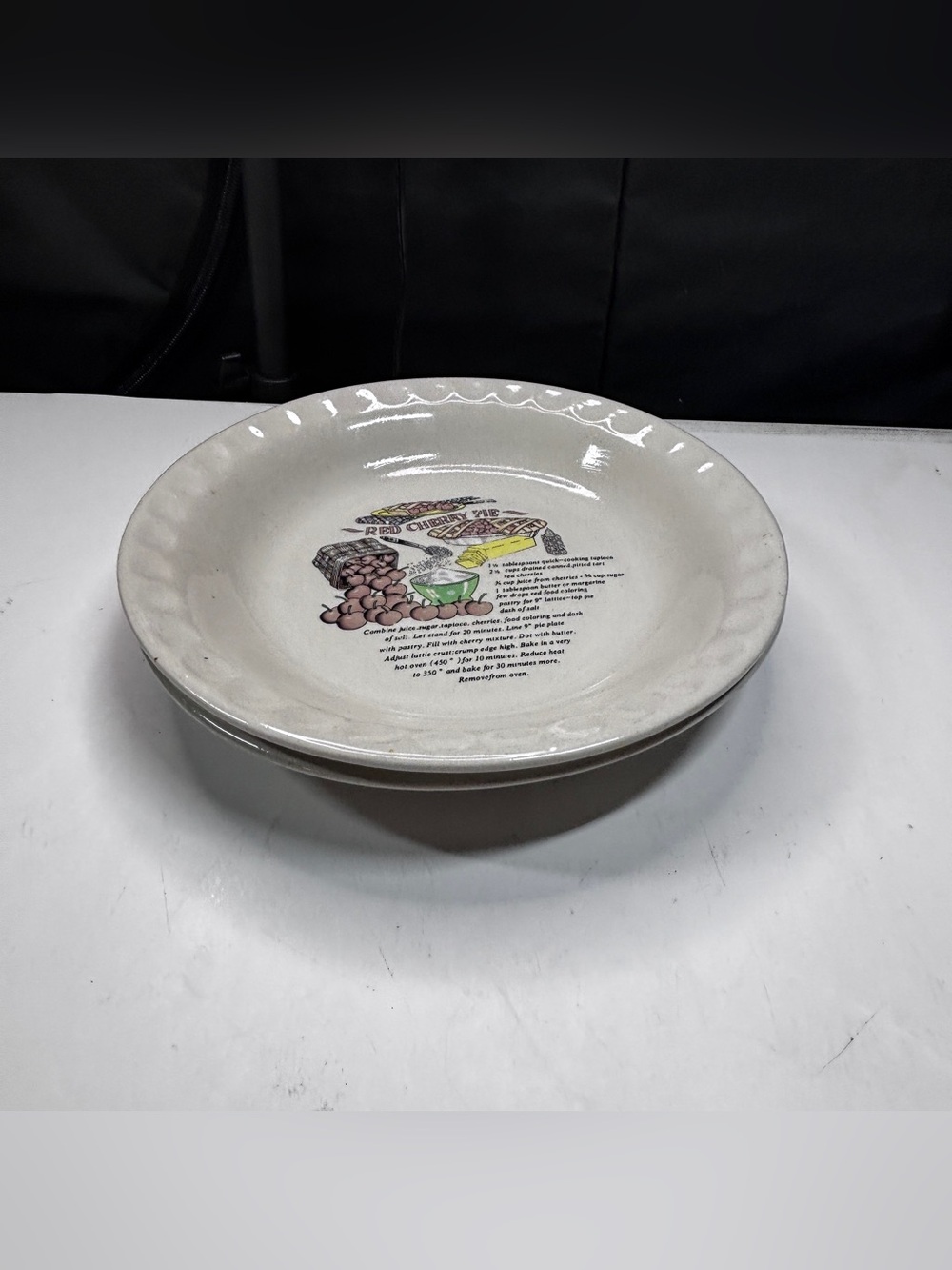 Vintage Red Cherry Pie Baking Dish Plate Recipe 10 Inch Ivory - Picture 3 of 5